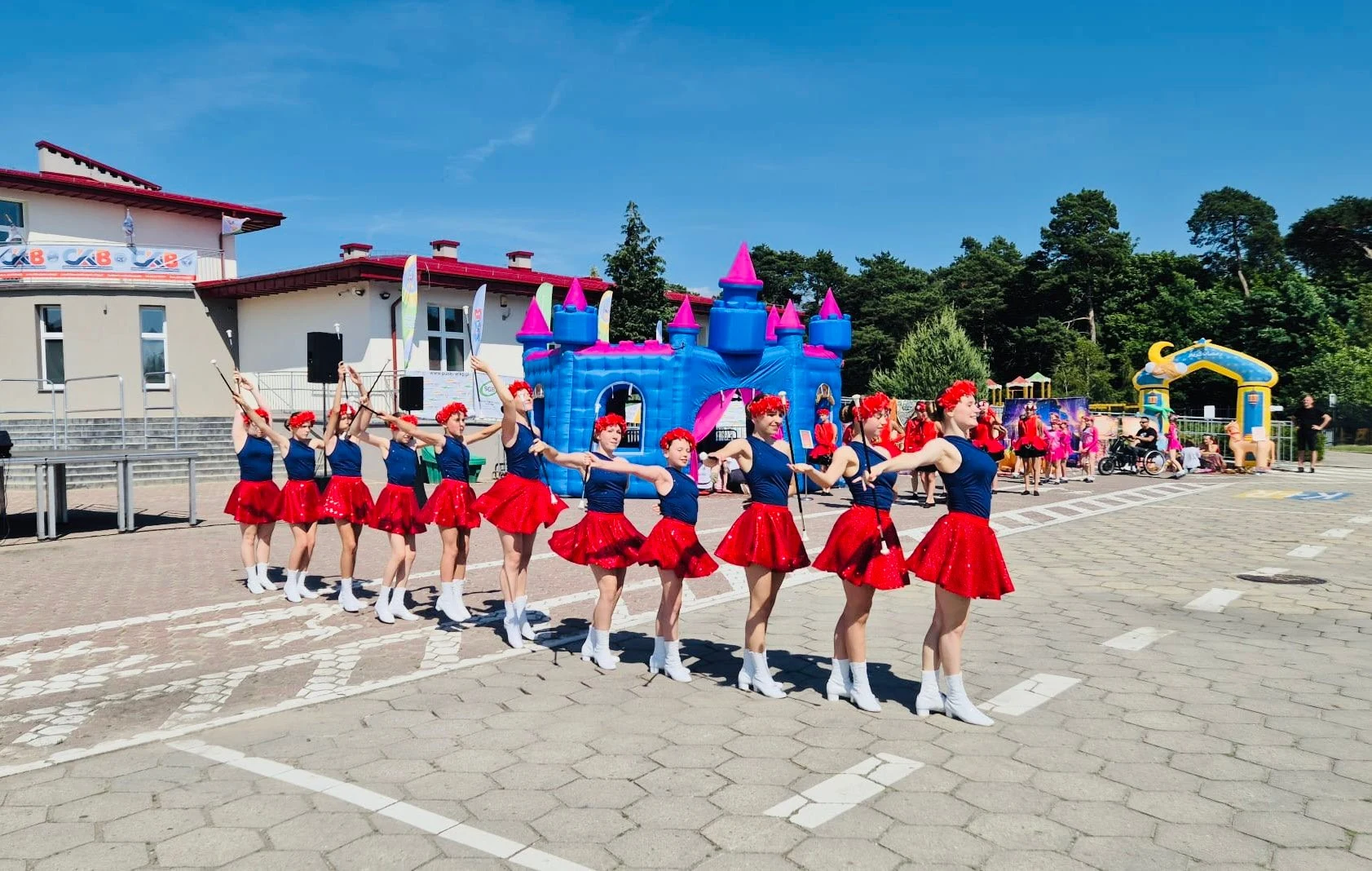 Pan Ząbek zagości w Piaskach z wielką gwiazdorską oprawą — zdjęcie 18