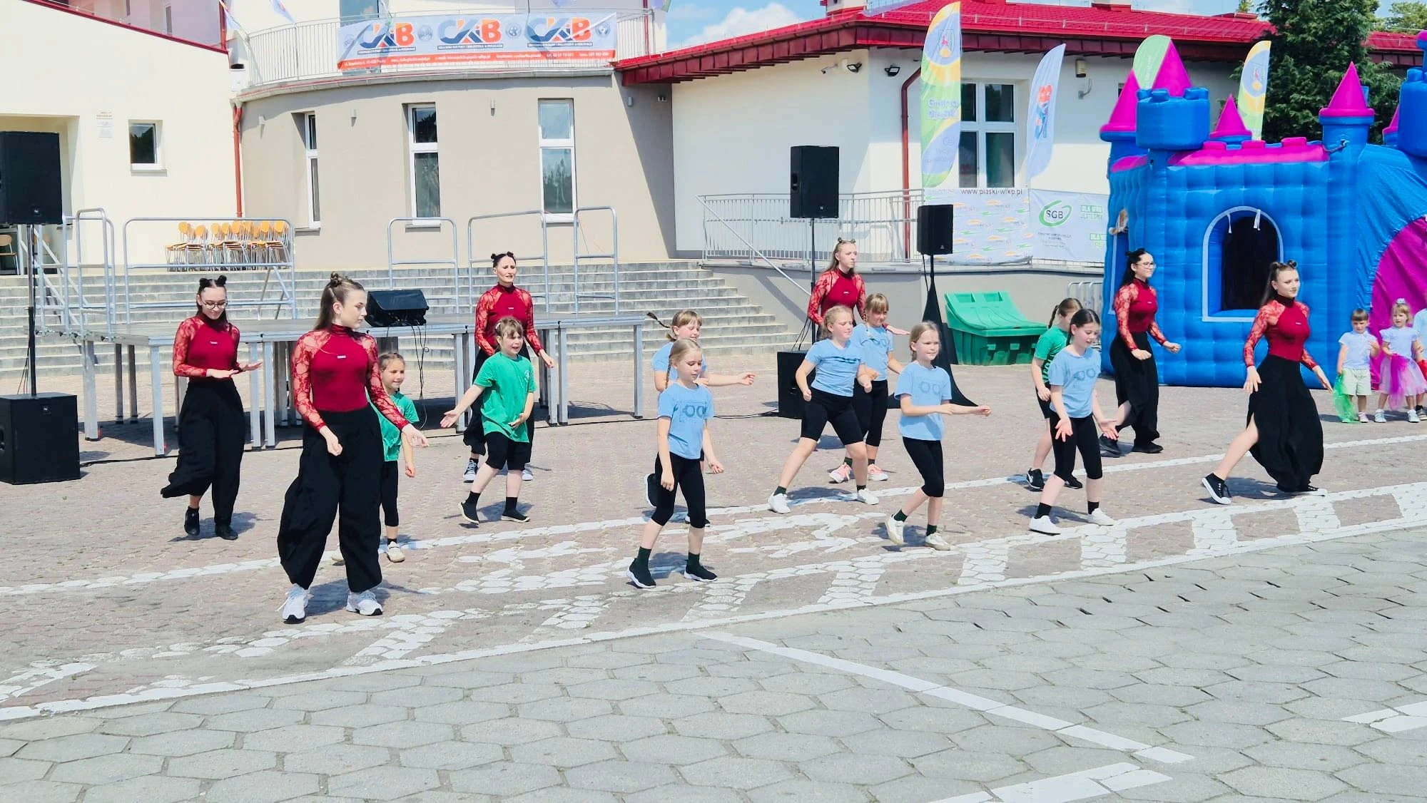 Pan Ząbek zagości w Piaskach z wielką gwiazdorską oprawą — zdjęcie 21