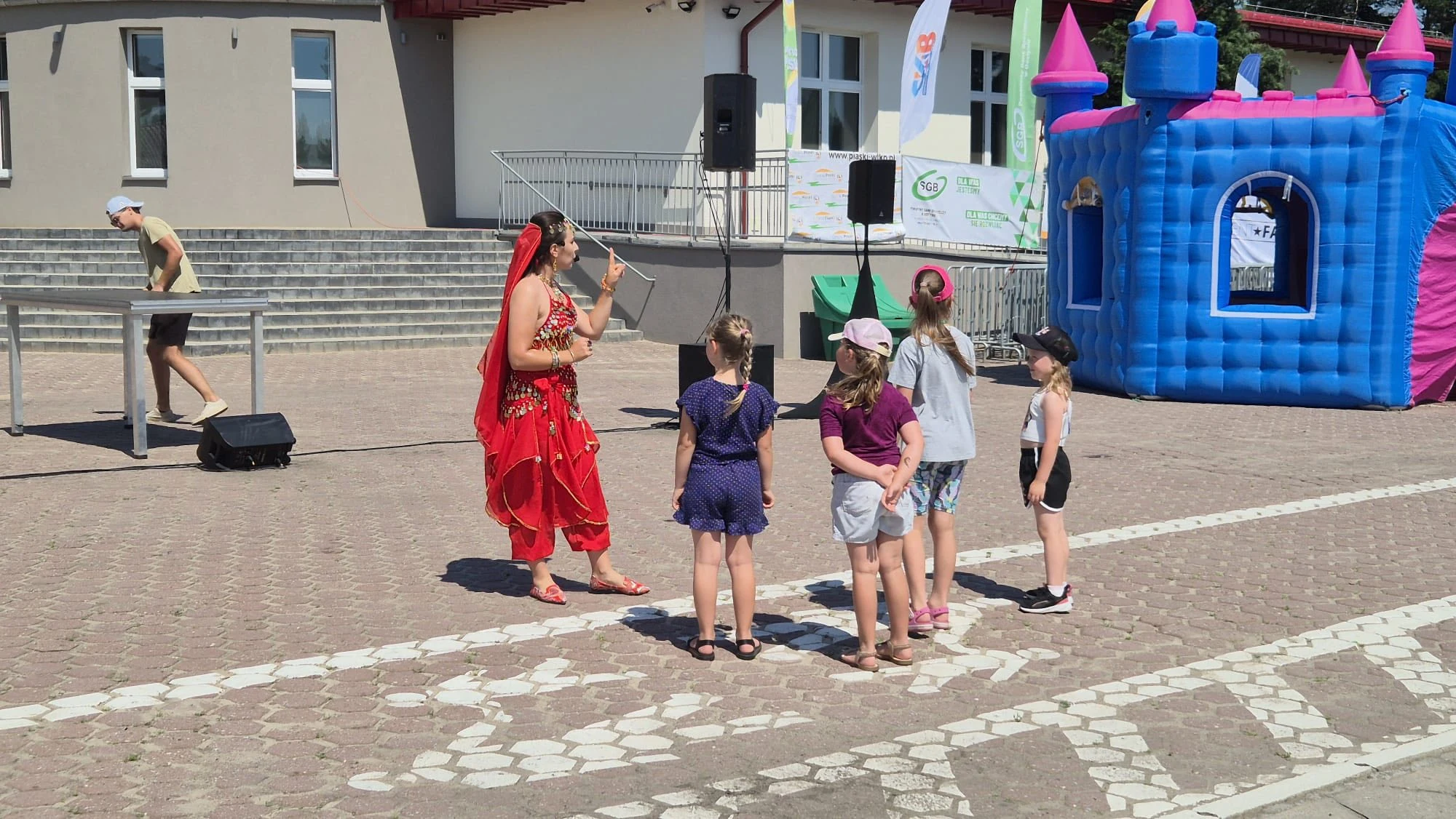 Pan Ząbek zagości w Piaskach z wielką gwiazdorską oprawą — zdjęcie 22