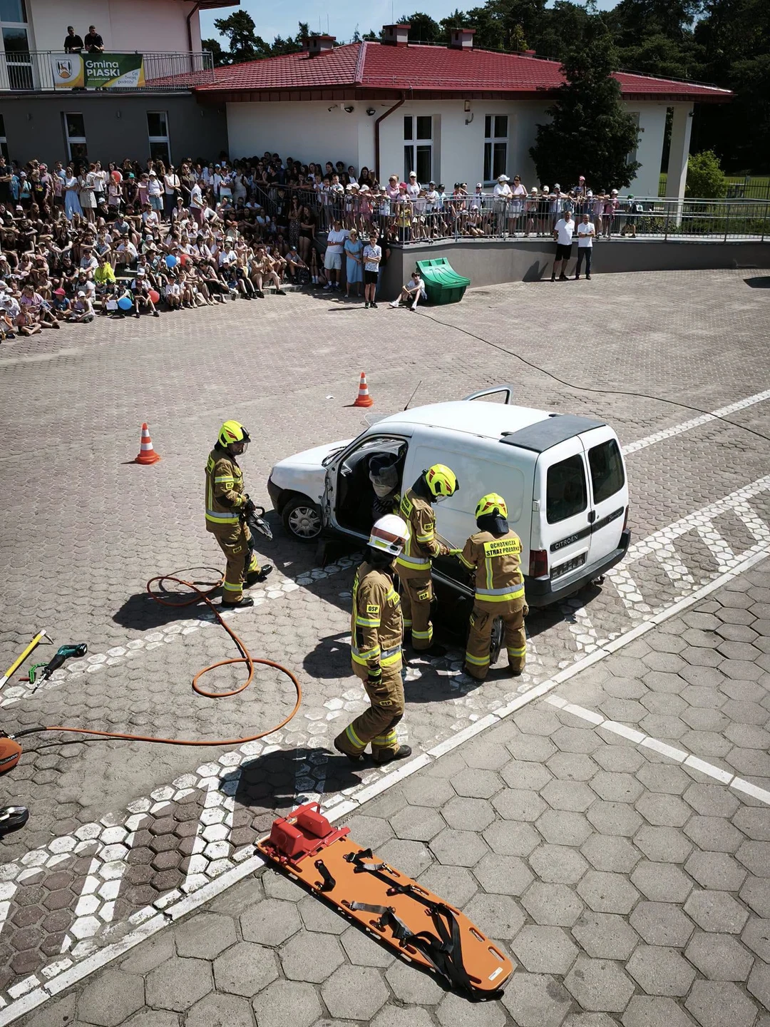 Dzień Bezpieczeństwa przy SP im. Mikołaja Kopernika w Piaskach — zdjęcie 10