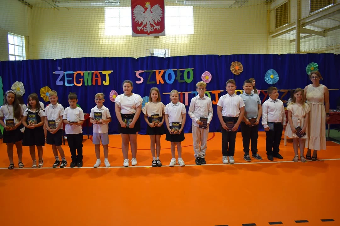 Szkoła Podstawowa w Bodzewie pożegnała rok szkolny i absolwentów — zdjęcie 10