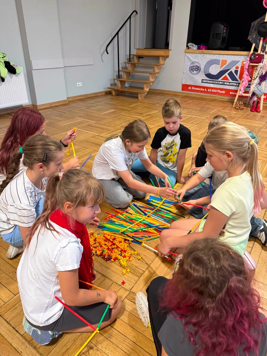 Francja Elegancja w Centrum Kultury i Bibliotece w Piaskach — zdjęcie 8