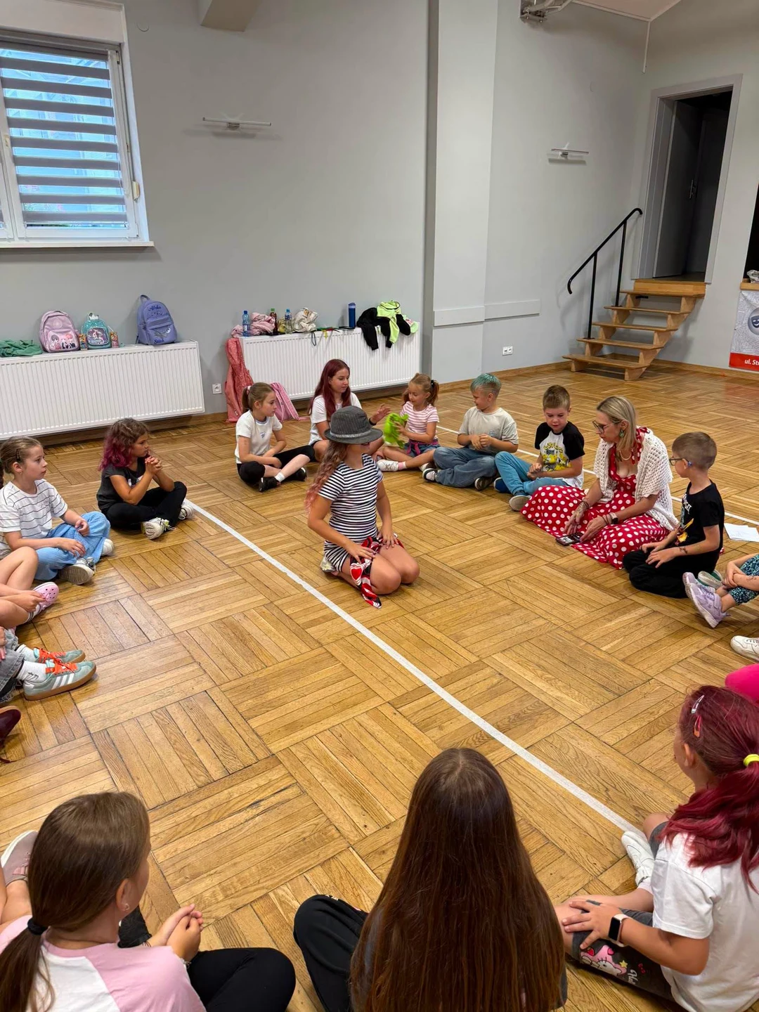 Francja Elegancja w Centrum Kultury i Bibliotece w Piaskach — zdjęcie 14