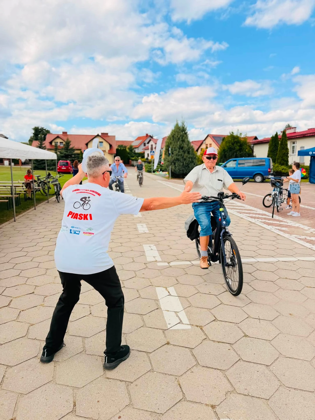 Stacja Książka zaprasza do CKiB w Piaskach — zdjęcie 18