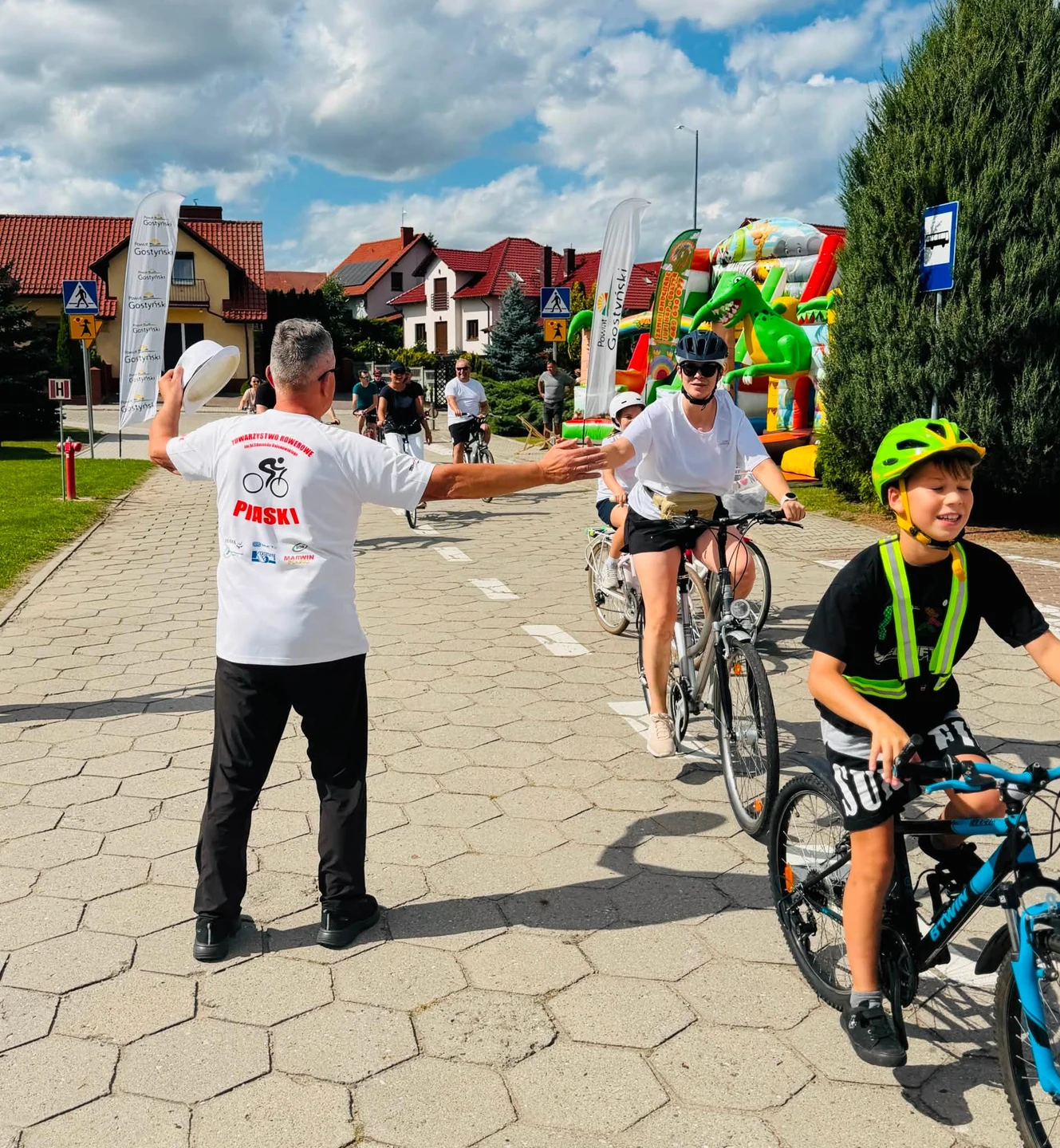 Stacja Książka zaprasza do CKiB w Piaskach — zdjęcie 23