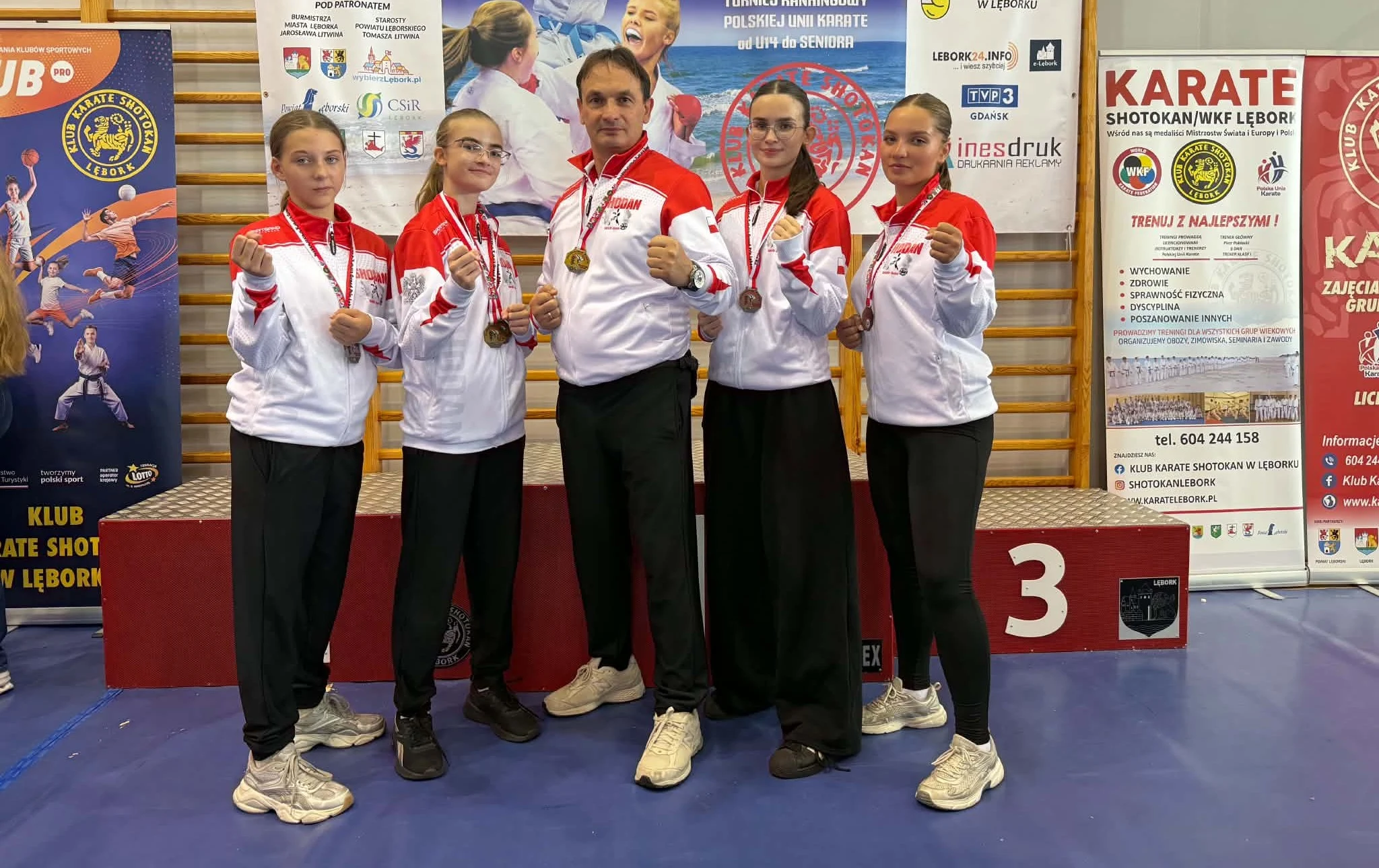 Karatecy UKS Shodan Piaski wrócili z medalami z Lęborka