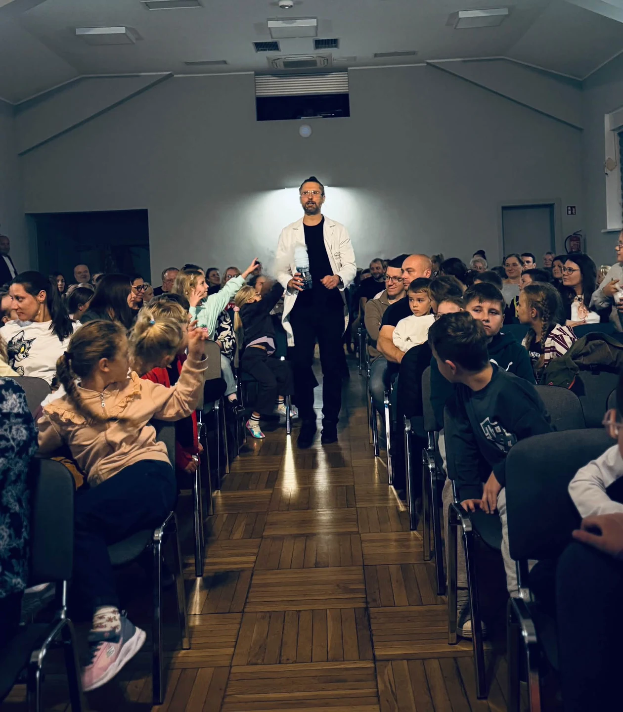 Noc Bibliotek w Piaskach: magiczny Hogwarts podbił serca uczestników — zdjęcie 41