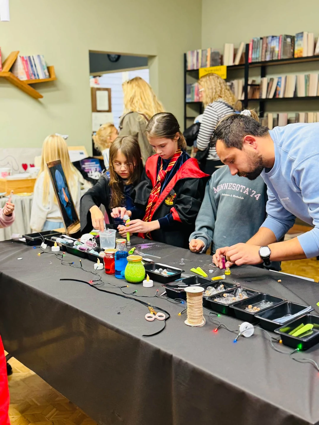 Noc Bibliotek w Piaskach: magiczny Hogwarts podbił serca uczestników — zdjęcie 45