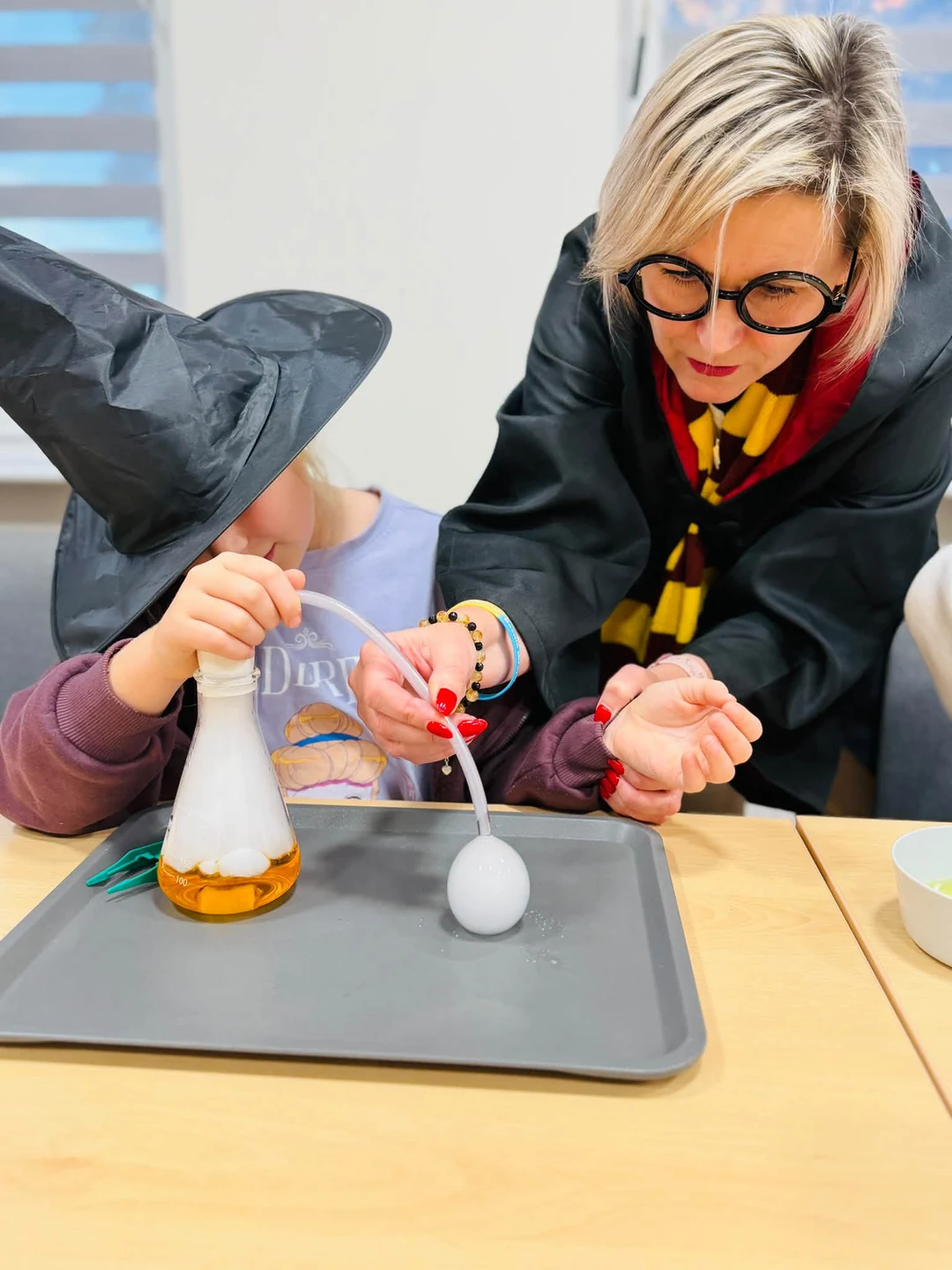 Noc Bibliotek w Piaskach: magiczny Hogwarts podbił serca uczestników — zdjęcie 51